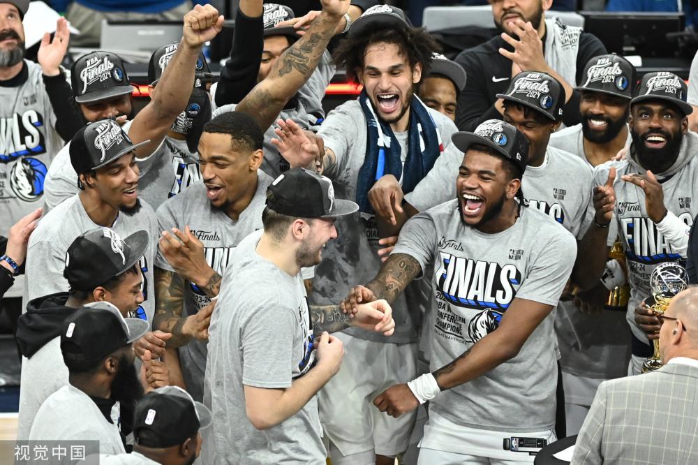 在场上无所 在场上无所